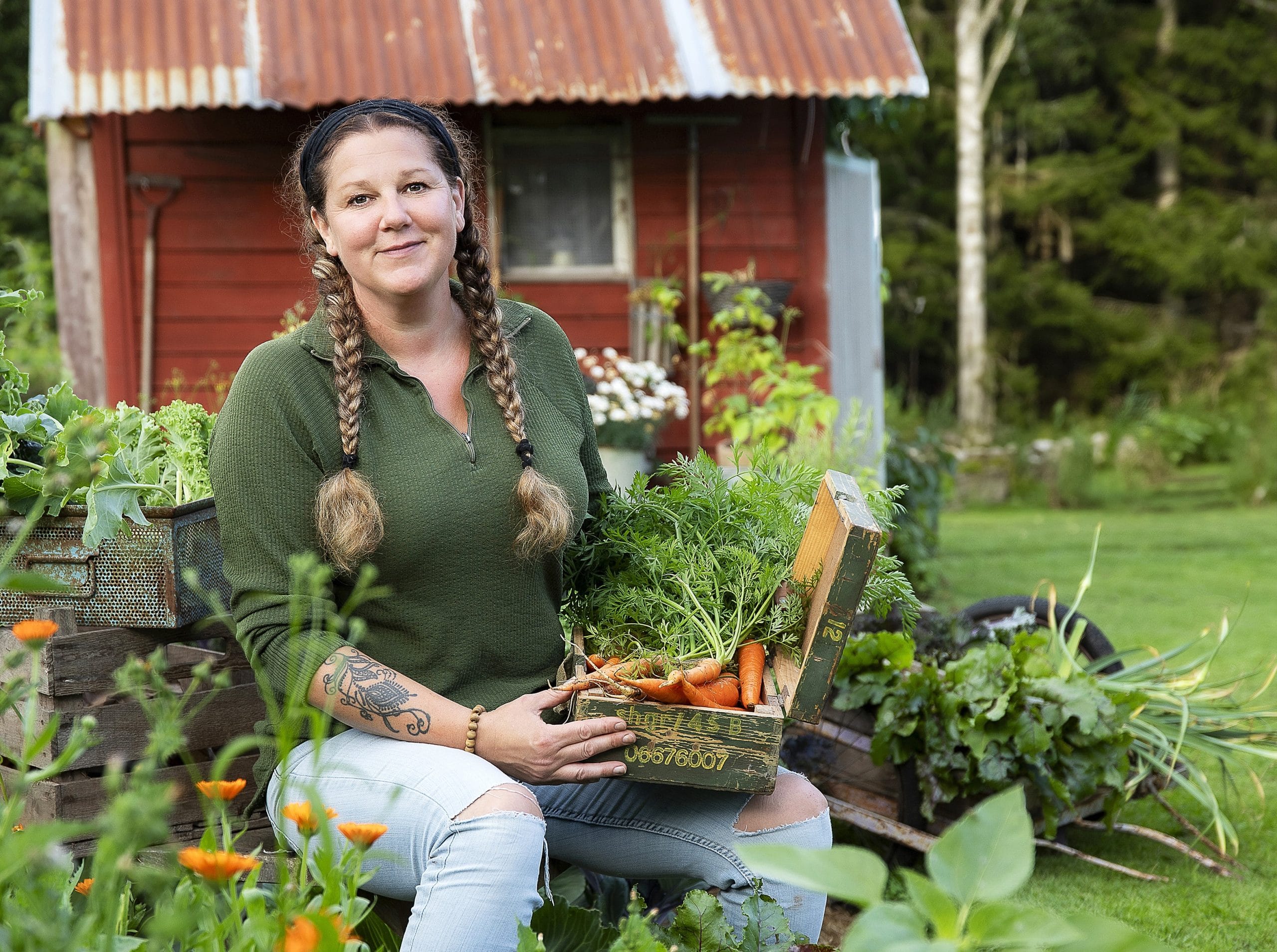 Johanna Hjärtfors föreläser på Blomsterträdgården Nyshult 19 april Odlingsakademien Astrid Lindgrens Hembygd